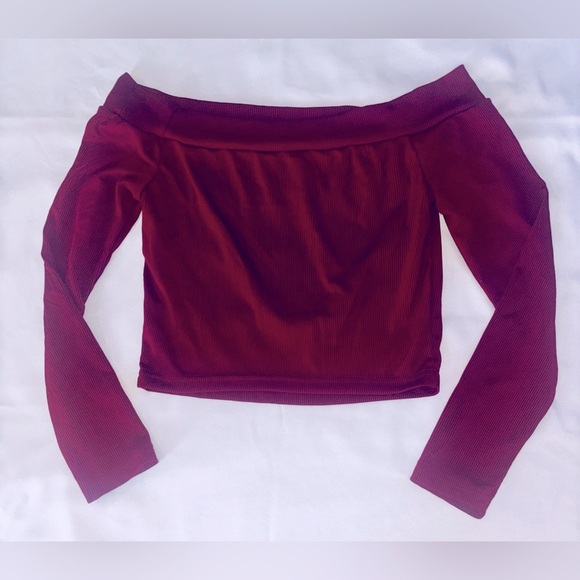 Tops - Elegant Off-Shoulder Burgundy Top